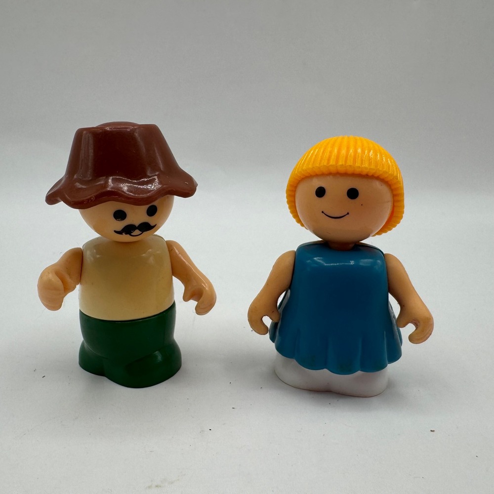 Unbranded Toy‎ Figures Kids Small Multicolor Vintage Man and Girl Lot